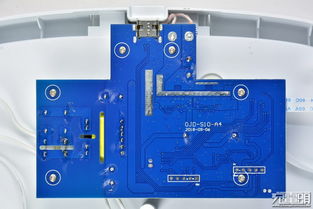摩米士Power Q.Power UV Box無線充PCBA方案板深度拆解報告